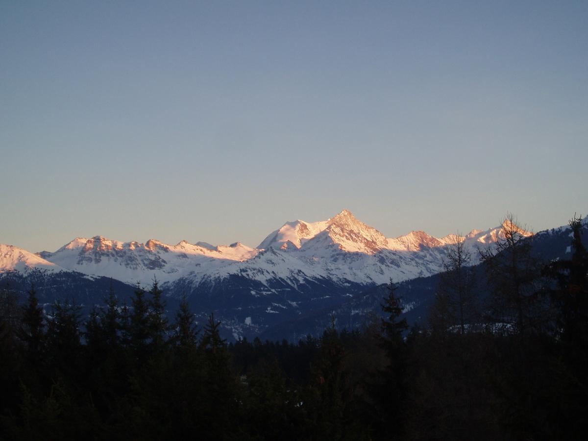 Hotel Elite Crans-Montana Bagian luar foto
